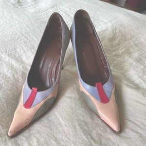 Donald Pliner 8 1/2 “Capri” pumps in salmon, pink, silver, blue